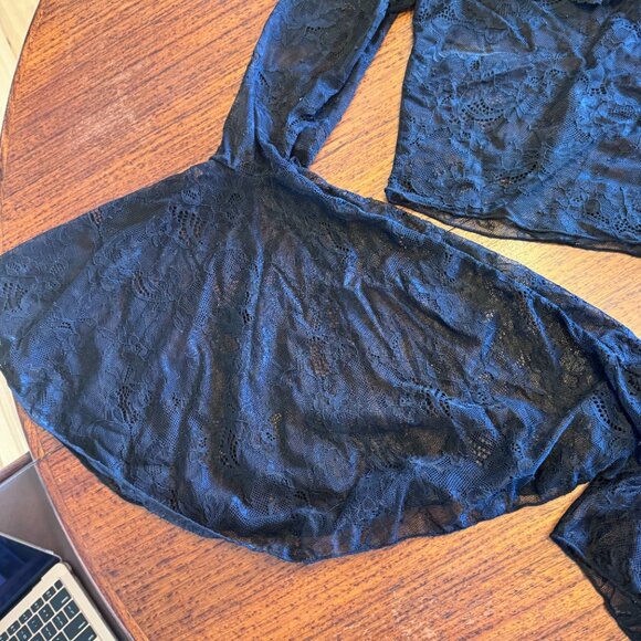 Widow Black Sheer Lace Crop Top with Flare Sleeves - Picture 10 of 14